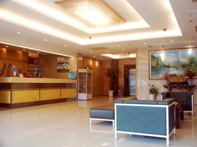 Jinjiang Inn Kunshan Railway Station Экстерьер фото